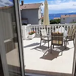 Pavelic * Novi Vinodolski