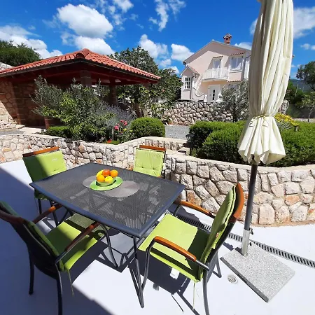 Pavelic Apartment Novi Vinodolski