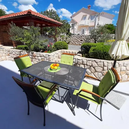 Apartment Pavelic *