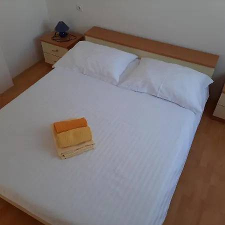 Pavelic Apartment