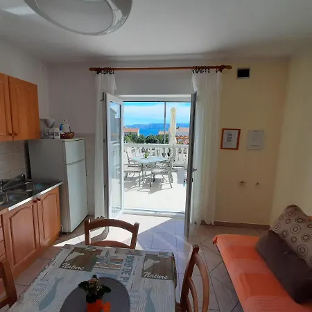 Pavelic Apartment *