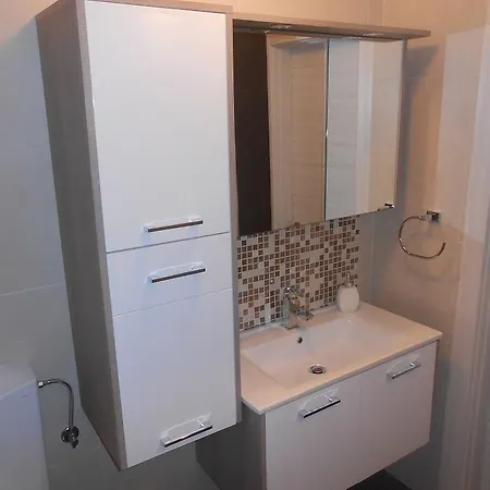 Pavelic Apartment *